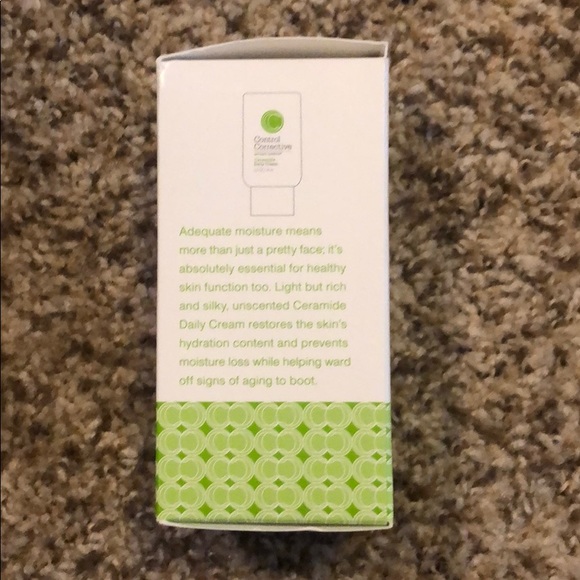 Ceramide Daily Cream - Picture 3 of 3